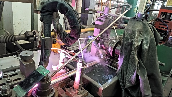 不銹鋼管酸洗鈍化，究竟有何奧秘？