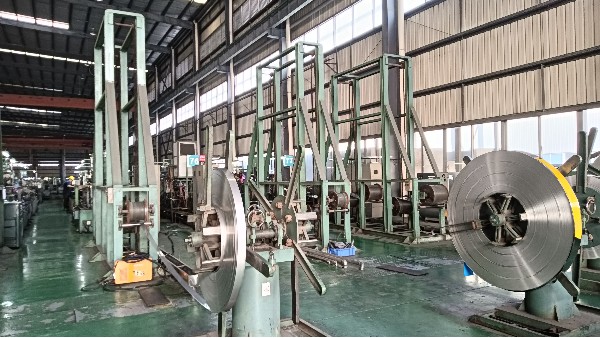 不銹鋼焊管為何會(huì)掉皮？